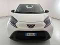 Toyota Aygo Aygo X X 1.0 Active 72cv s-cvt! PREZZO REALE Weiß - thumbnail 2