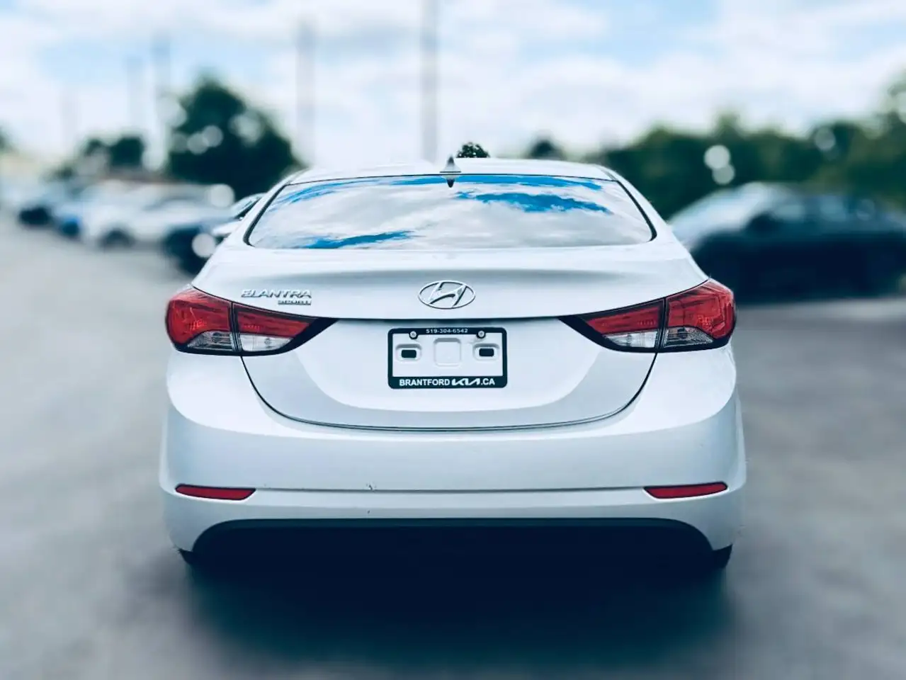 Hyundai ELANTRA fotografie Hyundai ELANTRA