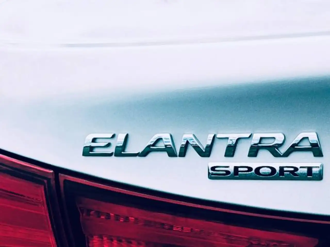 Hyundai ELANTRA fotografie Hyundai ELANTRA