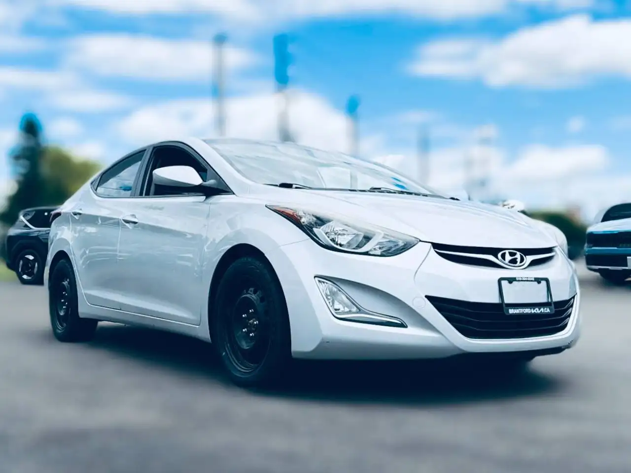 Hyundai ELANTRA fotografie Hyundai ELANTRA