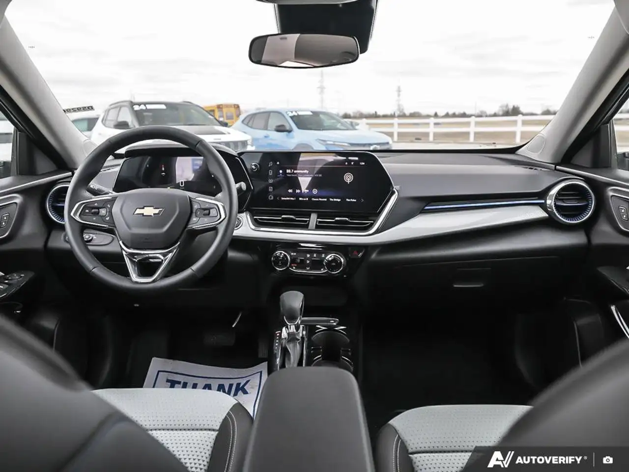 Chevrolet Trax снимка Chevrolet Trax