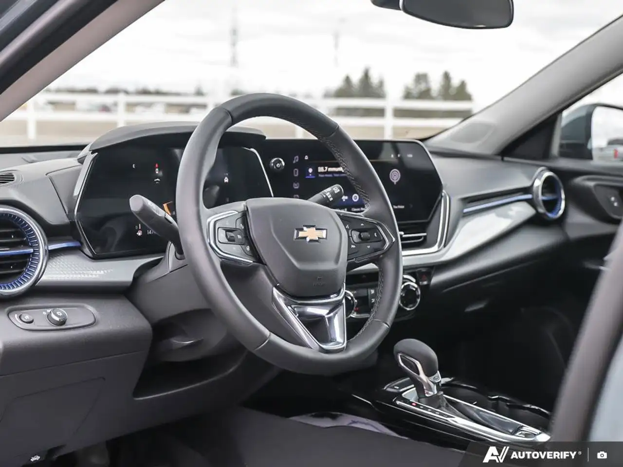 Chevrolet Trax снимка Chevrolet Trax