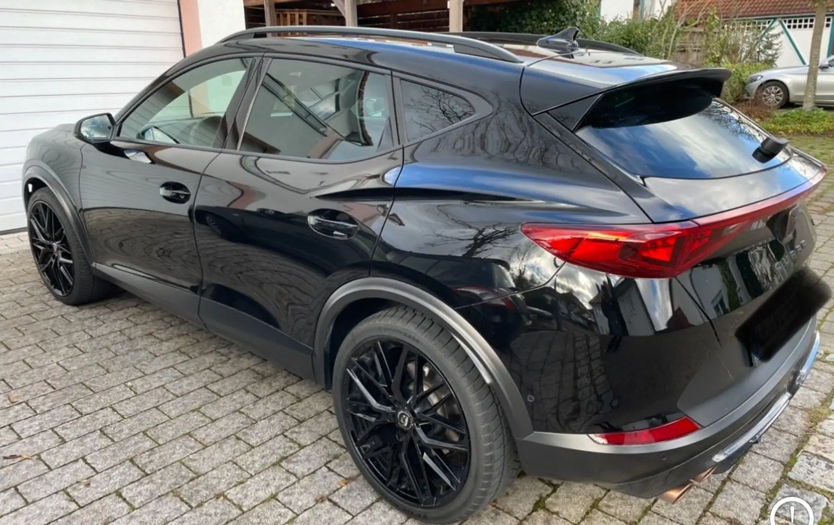 CUPRA Formentor VZ5 Schwarz - 2