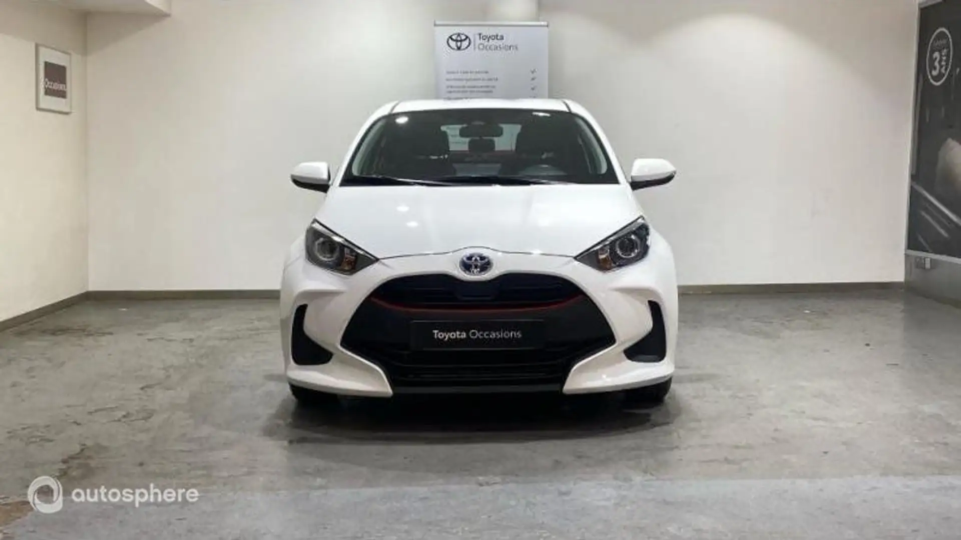 Toyota Yaris 116h Dynamic 5p MY22 - 2