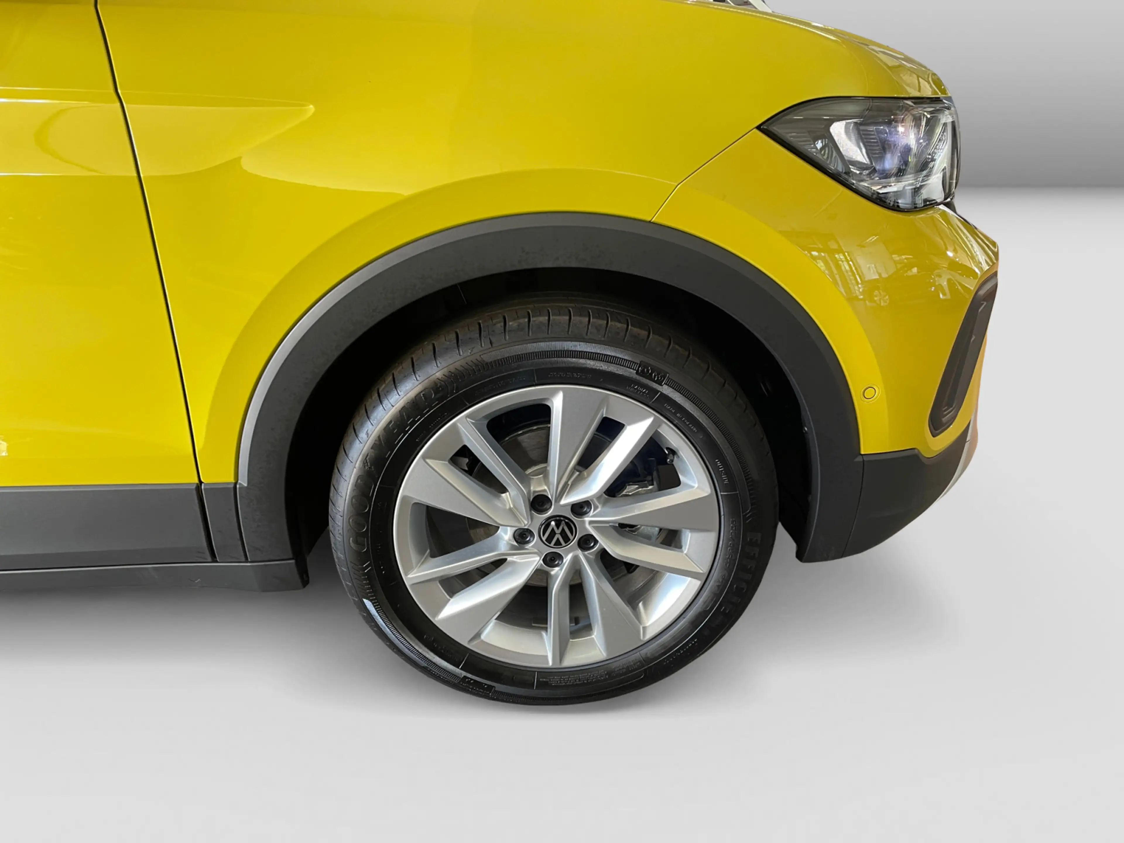 Volkswagen T-Cross Life 1.0 l TSI 85 kW (116 PS) DSG — photo 5