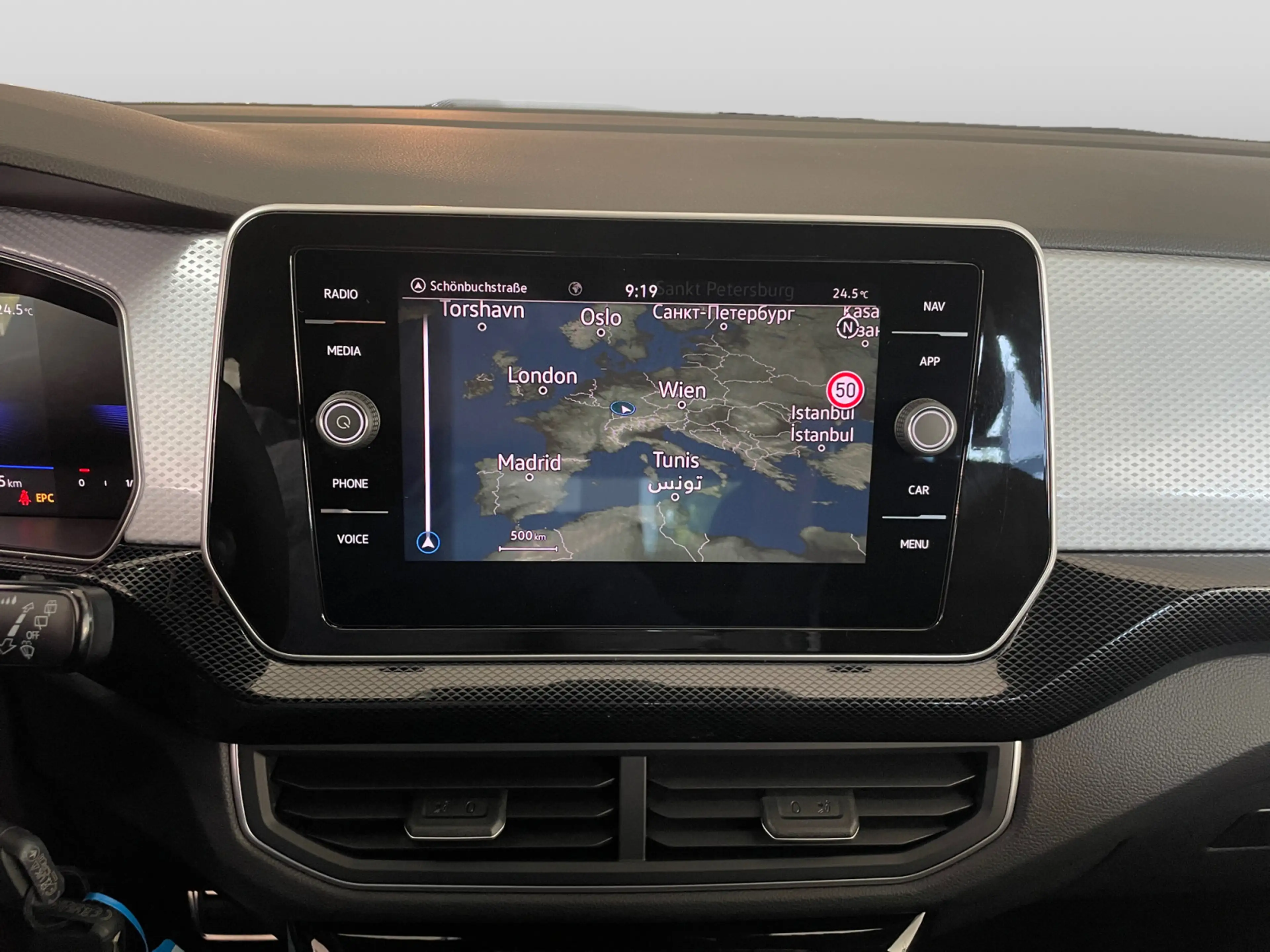 Volkswagen T-Cross Life 1.0 l TSI 85 kW (116 PS) DSG — photo 14