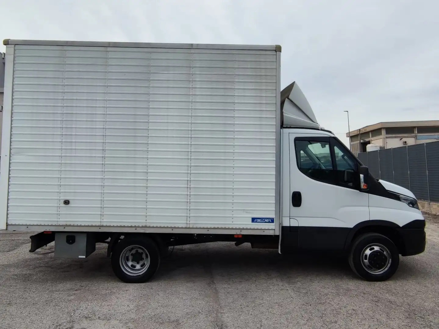 Iveco Daily 35C12 FURGONE BOX 3 POSTI - 2018 Bianco - 2