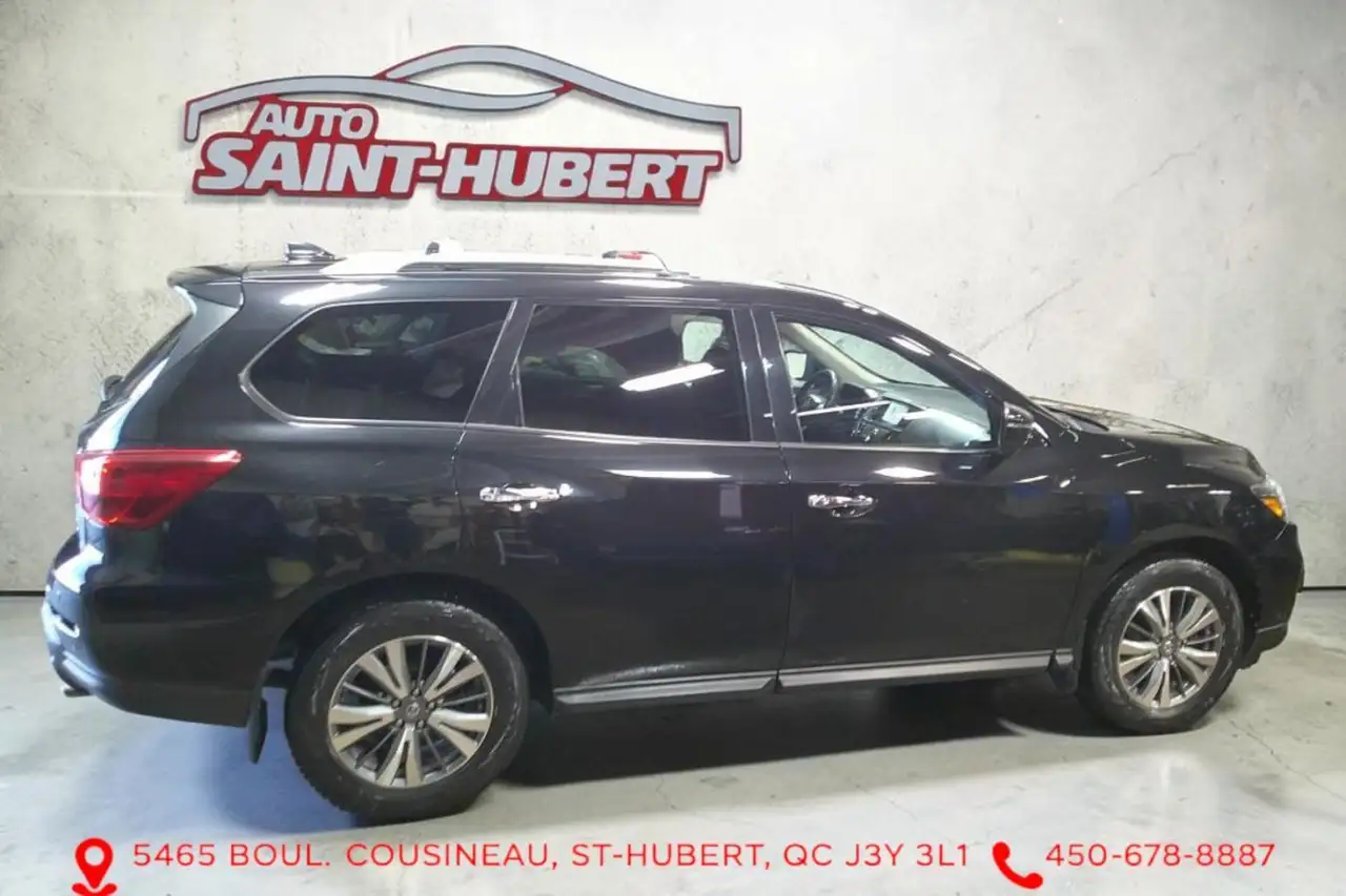 Nissan Pathfinder снимка Nissan Pathfinder