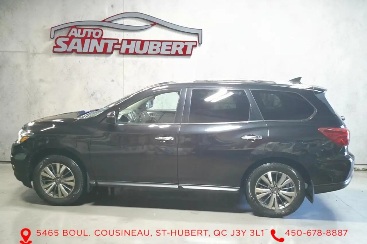 Nissan Pathfinder снимка Nissan Pathfinder