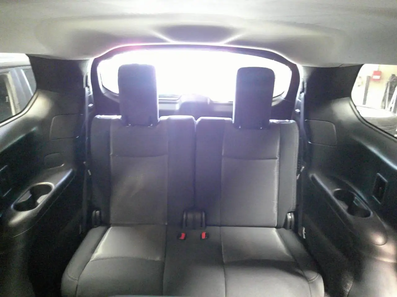 Nissan Pathfinder снимка Nissan Pathfinder