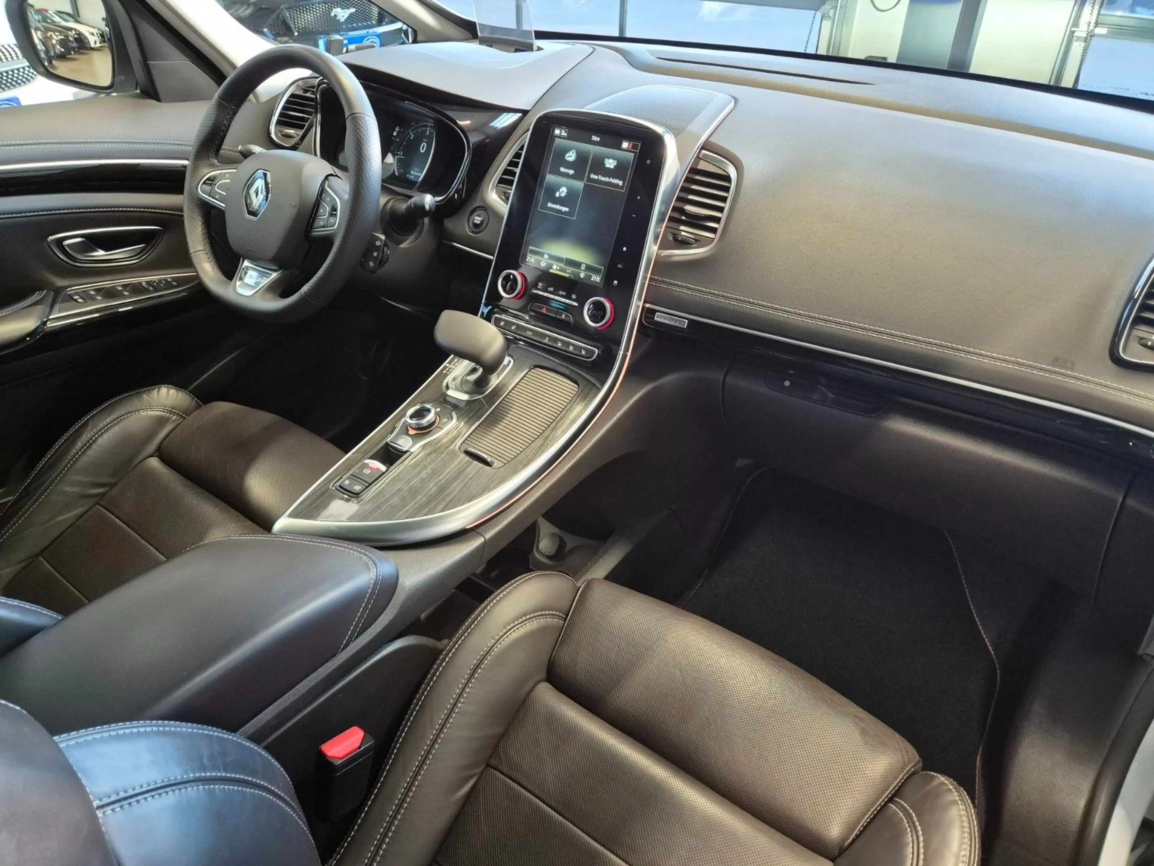 Renault Espace ESPACE V INITIALE PARIS LEDER PANO AHK 7-SITZER — photo 11