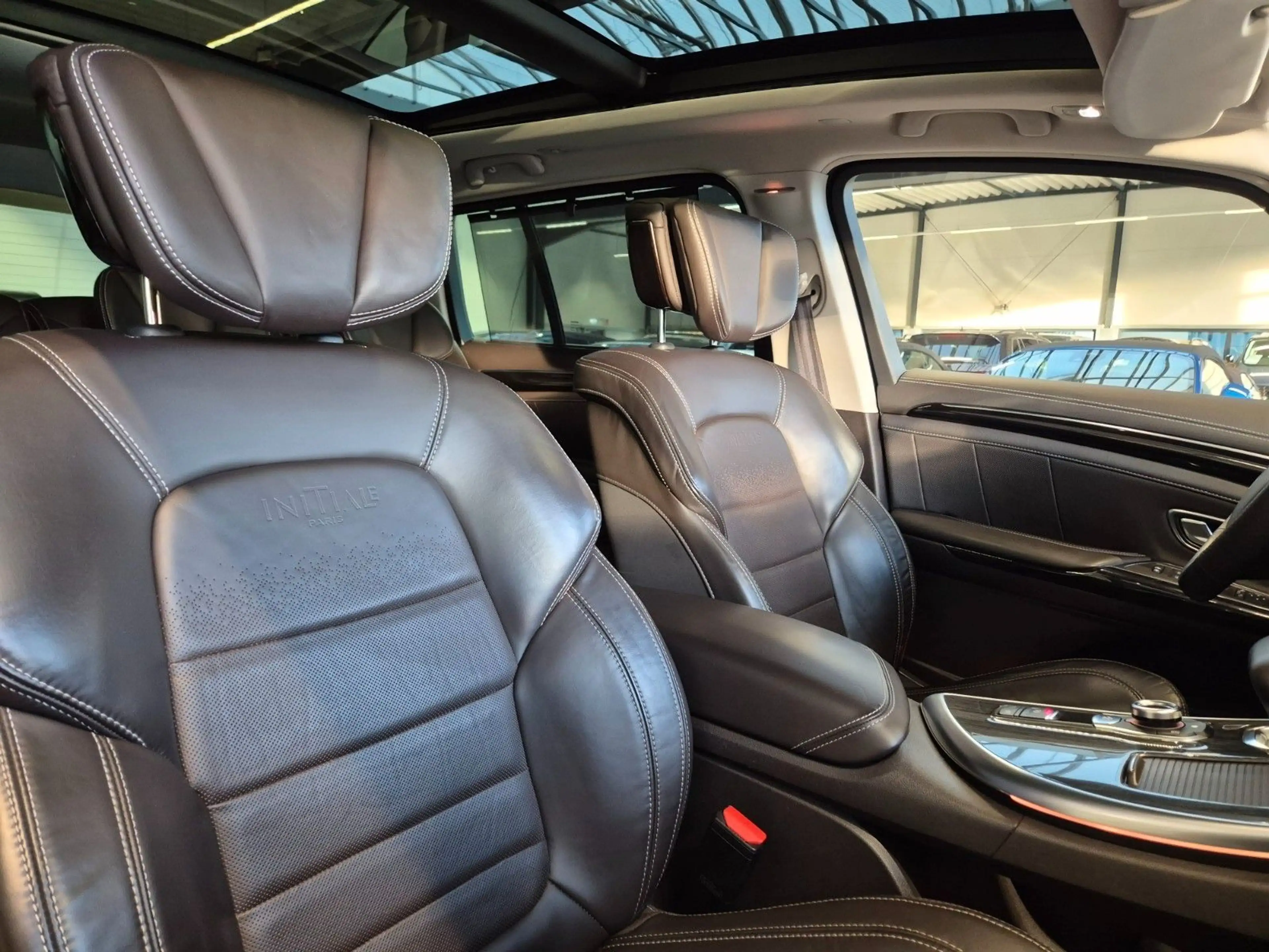 Renault Espace ESPACE V INITIALE PARIS LEDER PANO AHK 7-SITZER — photo 10