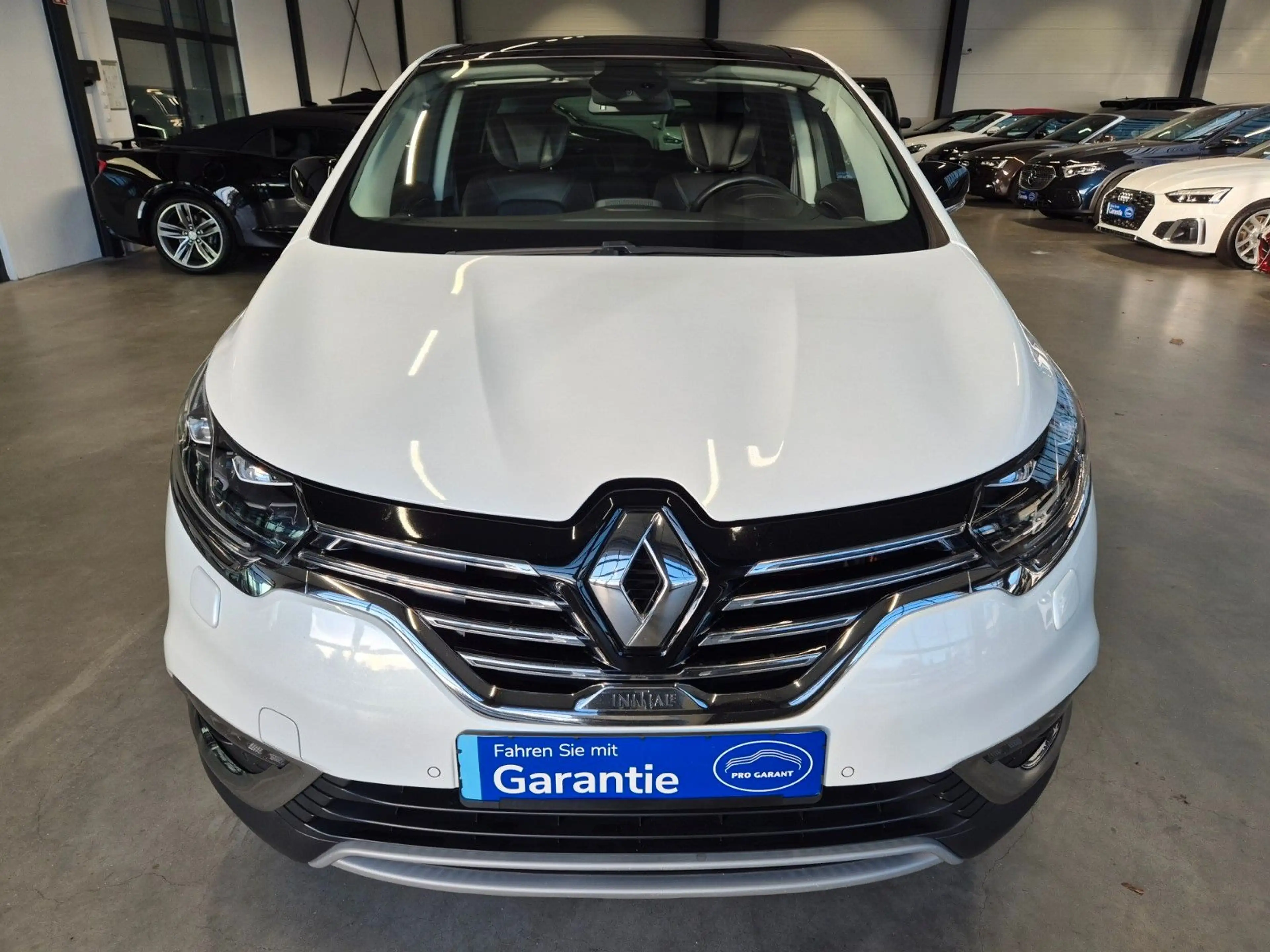 Renault Espace ESPACE V INITIALE PARIS LEDER PANO AHK 7-SITZER — photo 2