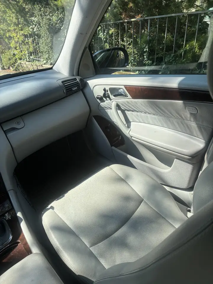 Mercedes-Benz C 270 T CDI Avantgarde, foto 5