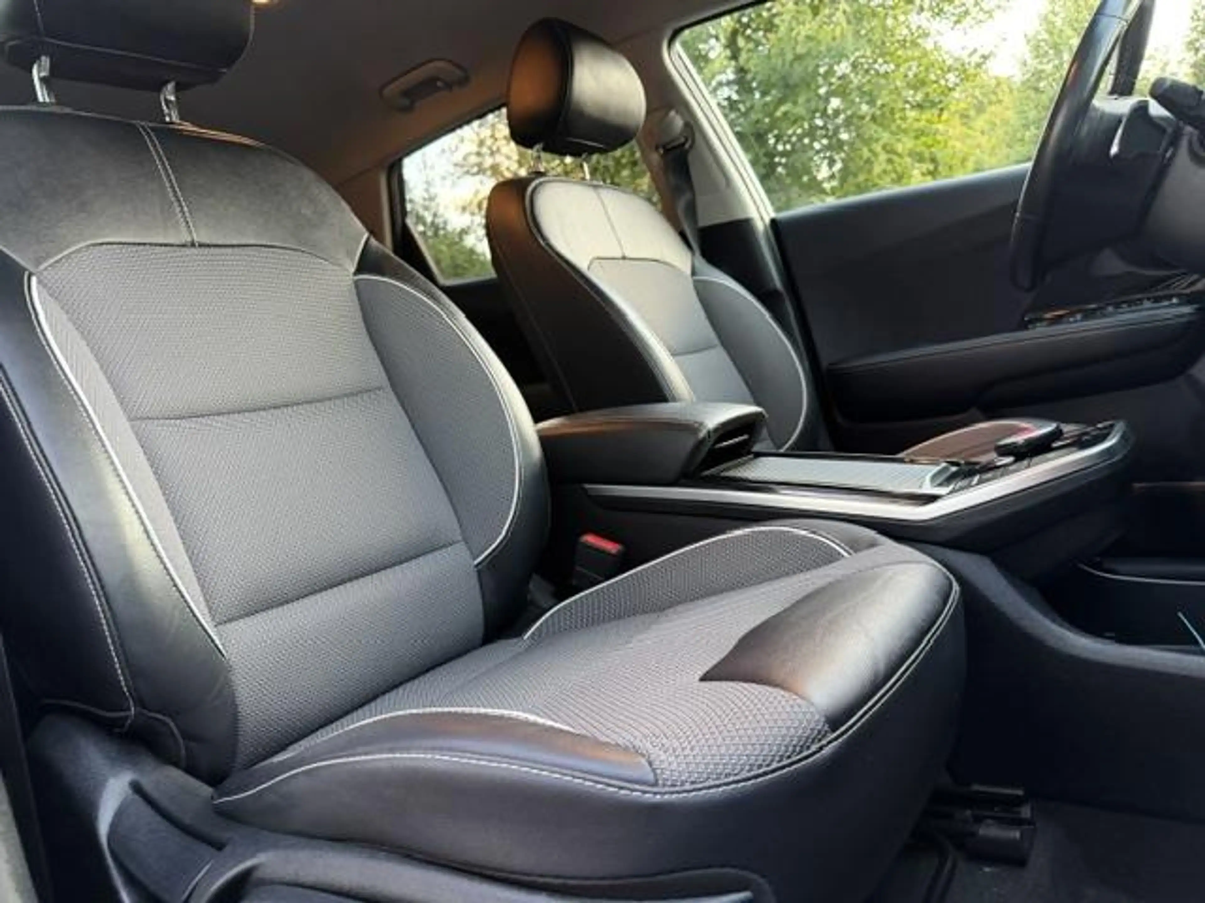 Kia e-Niro Edition 64 kWh/Camera/Carplay/LED Verlichting/Stuu — photo 23