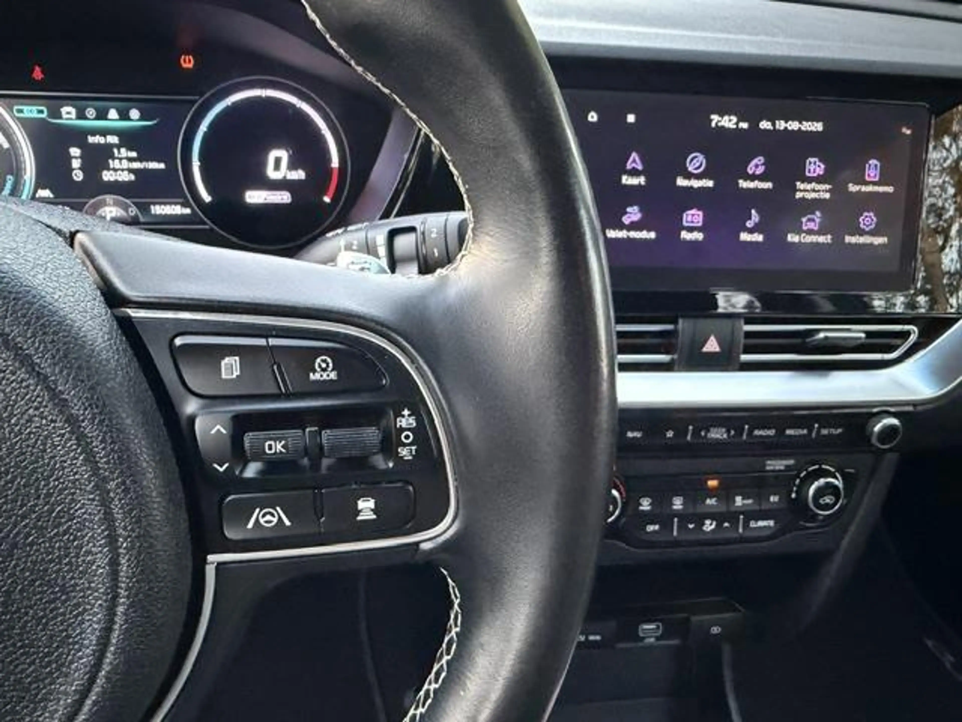 Kia e-Niro Edition 64 kWh/Camera/Carplay/LED Verlichting/Stuu — photo 13