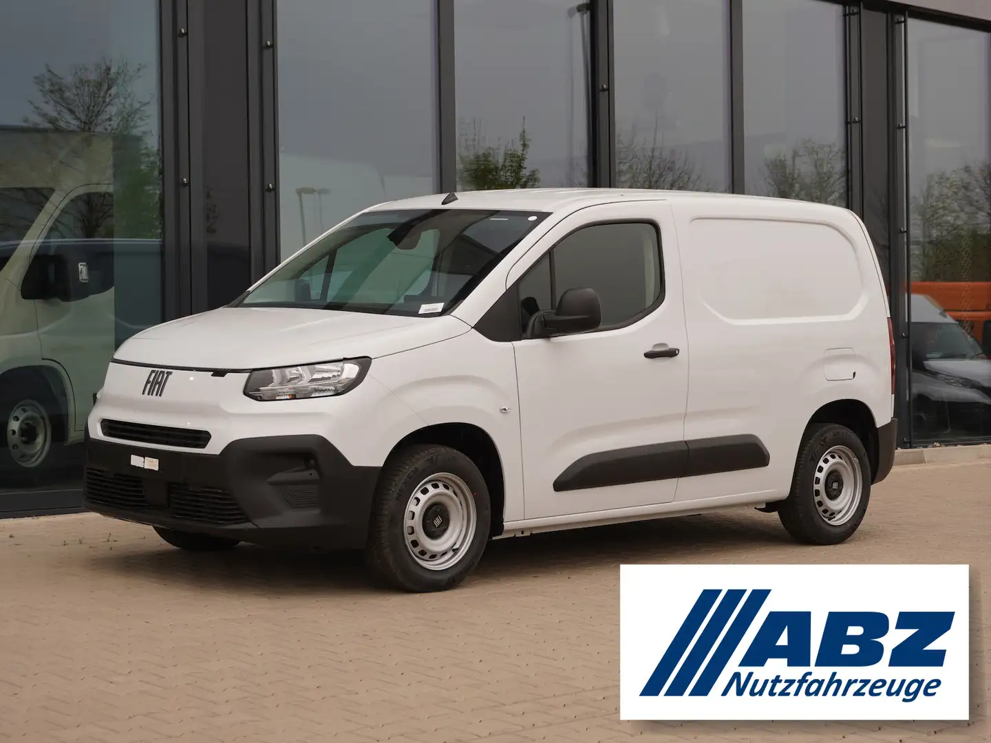 Fiat Doblo Cargo 10-Zoll-Bildschirm + Heckkamera Weiß - 1