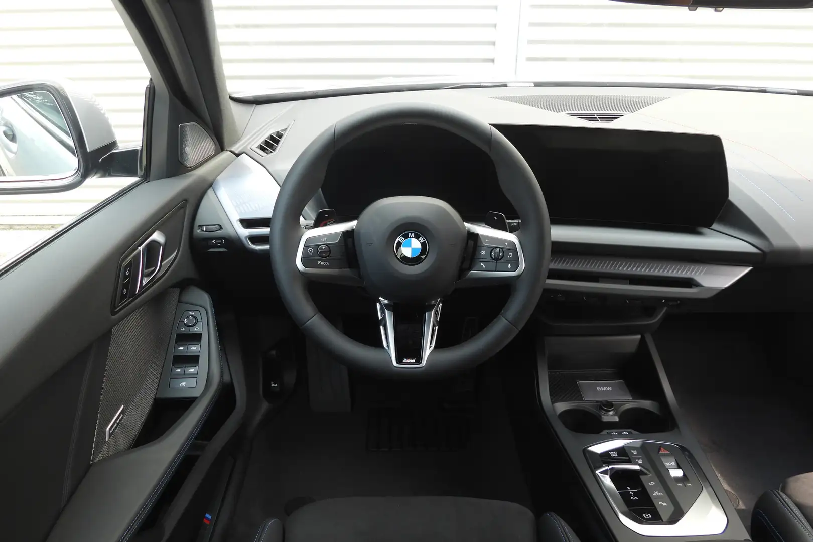 BMW 120 1 Serie M Sport Automaat / M Sportstoelen / Adapti Grijs - 2