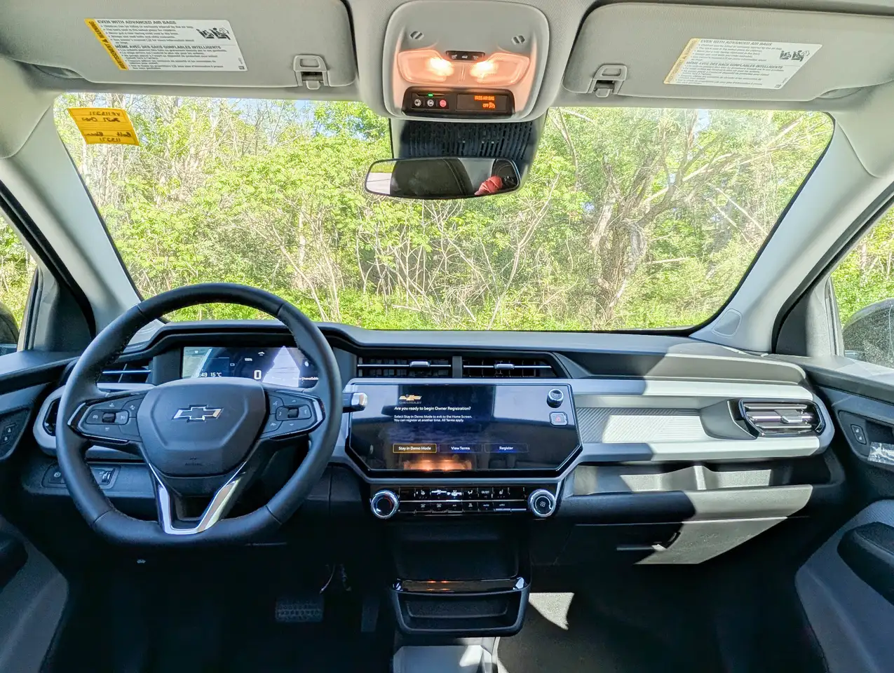 Chevrolet Bolt photo Chevrolet Bolt