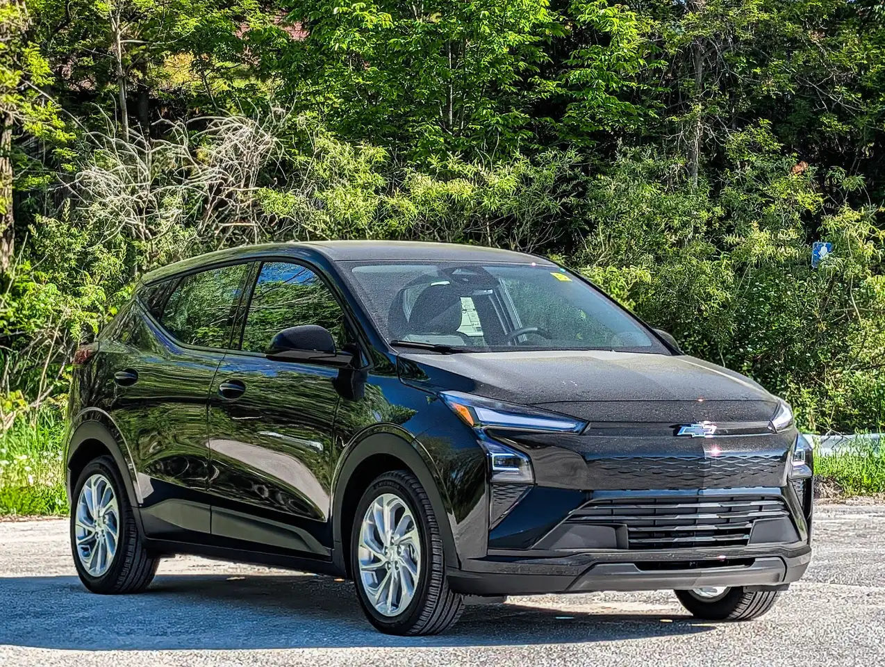 Chevrolet Bolt photo Chevrolet Bolt