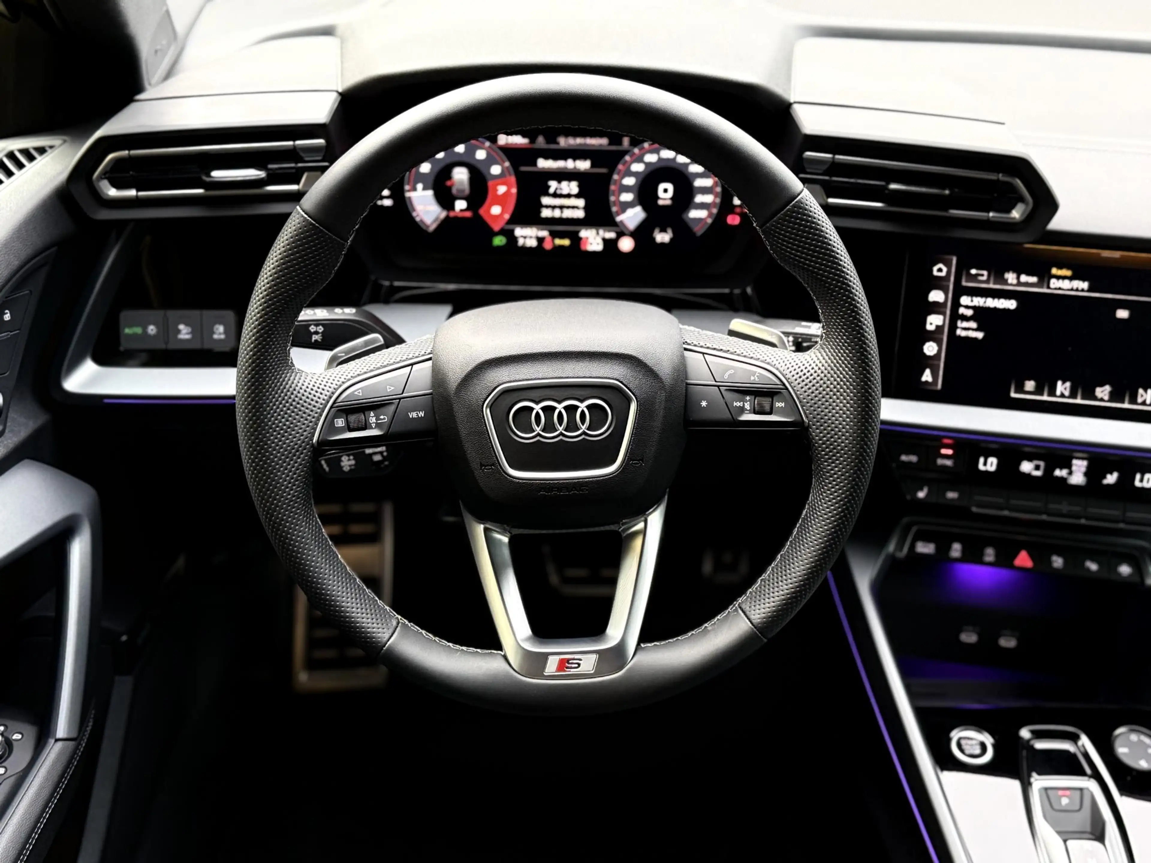 Audi A3 Sportback 35 TFSI S-Line Sport l Pano l Sonos l Dy — photo 5