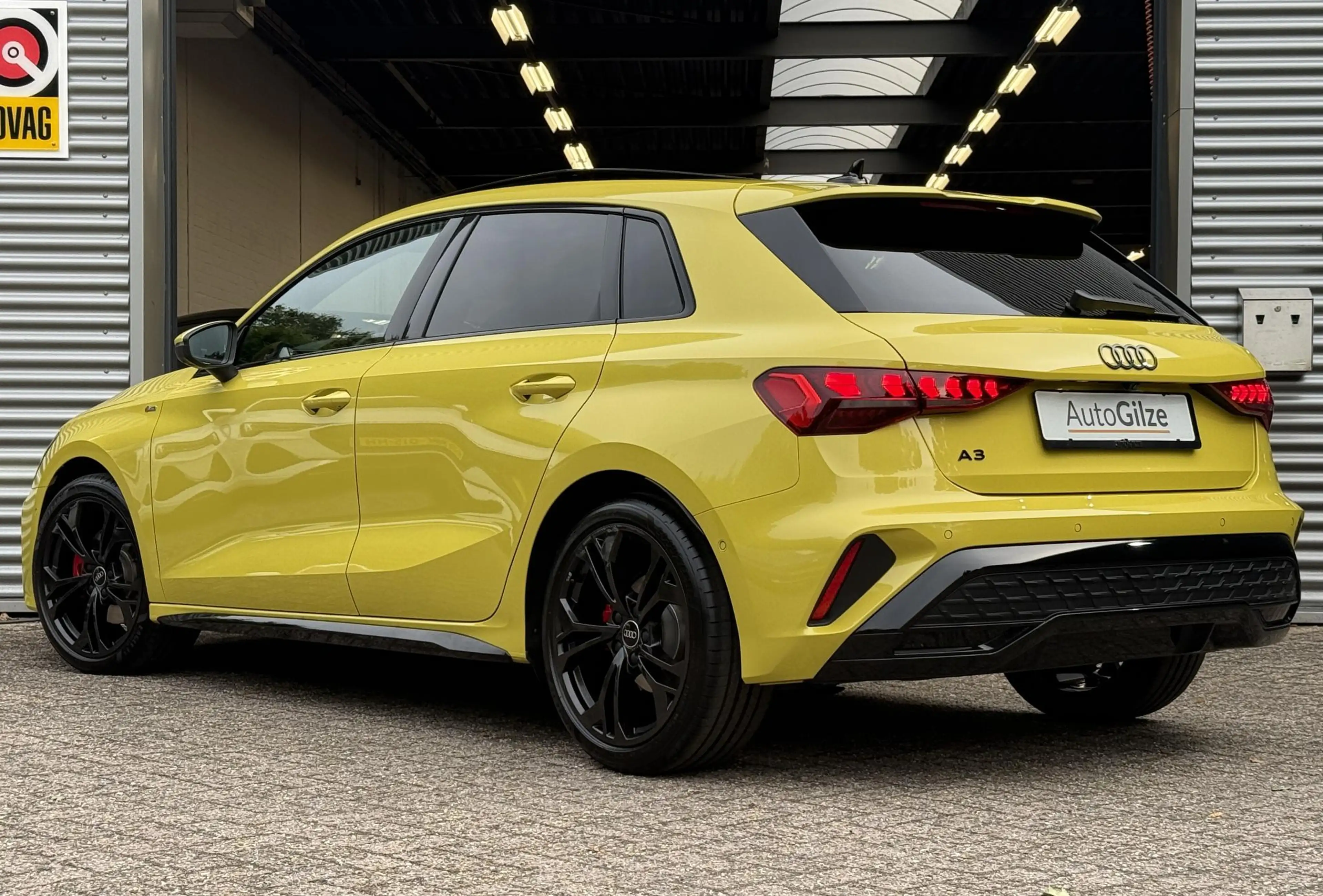 Audi A3 Sportback 35 TFSI S-Line Sport l Pano l Sonos l Dy — photo 2