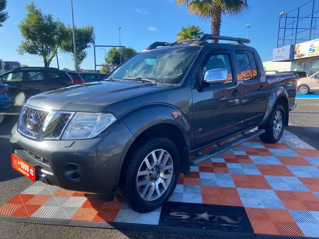 Nissan Navara 3.0 V6 DCI 231 BVA PACK PREMIUM