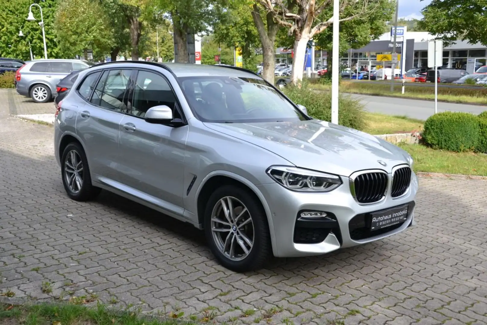 BMW X3 xDrive20d Aut. M Sport*AHK*Standheizung - 2
