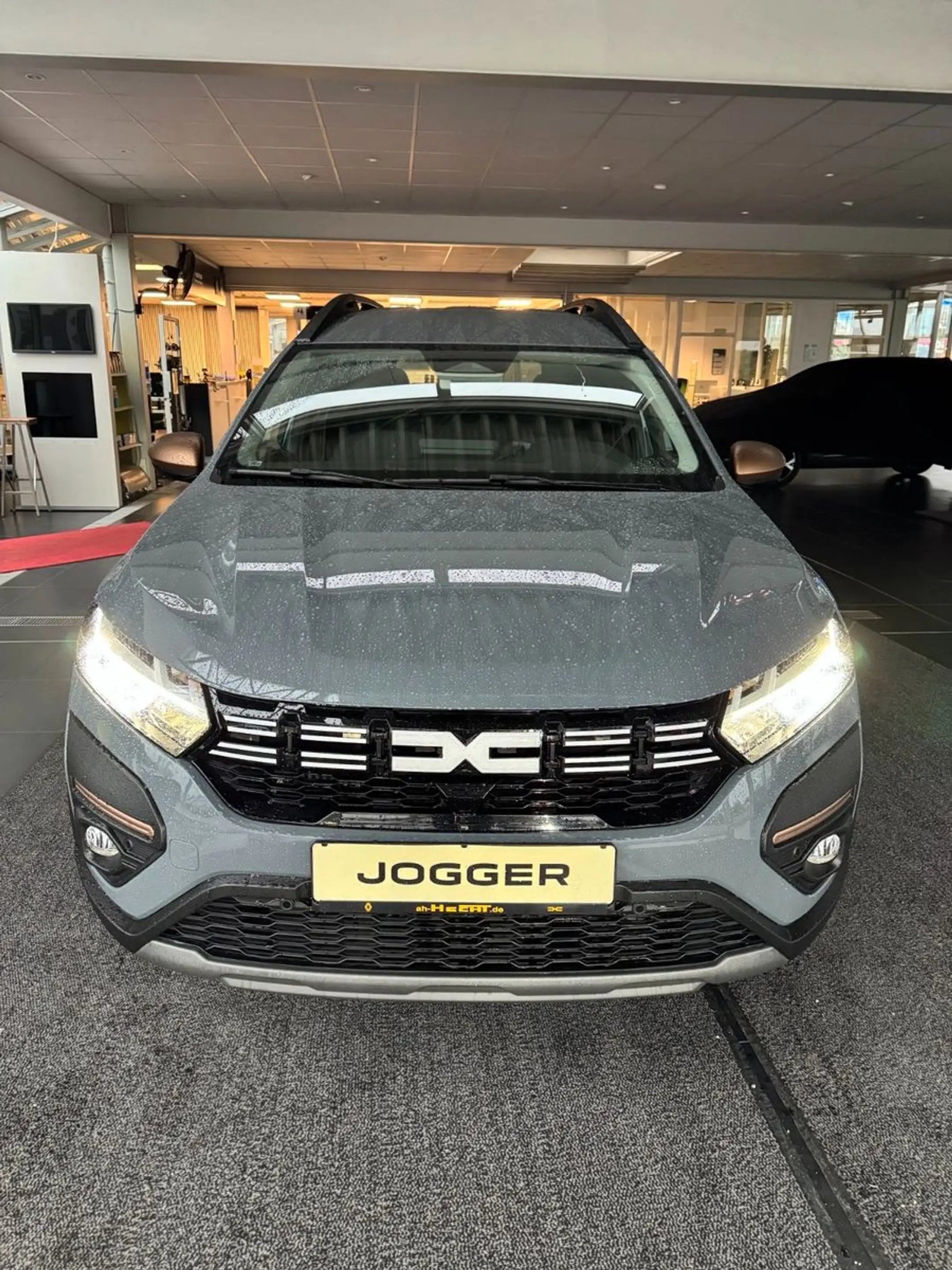 Dacia Jogger Extreme TCe110  7-Sitzer *Top Ausstattung — photo 3