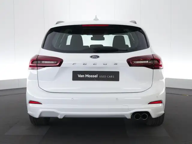 Ford Focus view 5