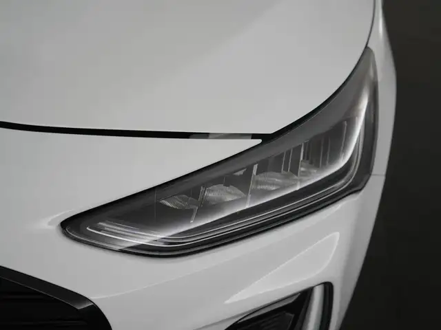 Ford Focus view 13