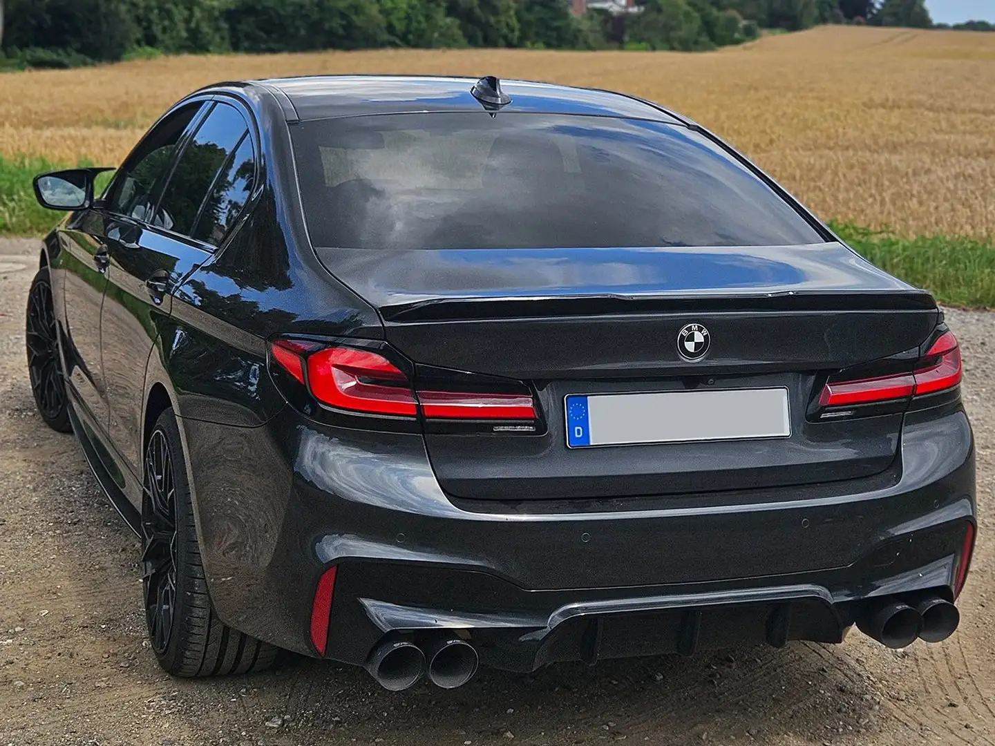 BMW 540 BMW G30 540i M-Paket LED ACC 360° M5 ID7 Remus Grey - 1