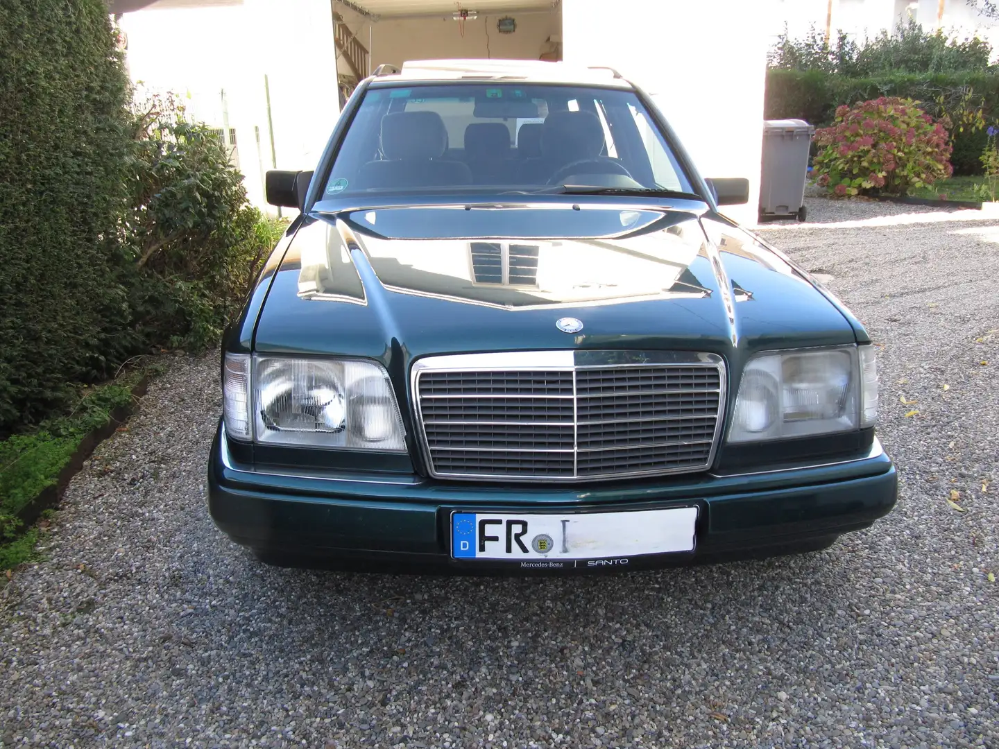 Mercedes-Benz E 220 E 220 T Verde - 1