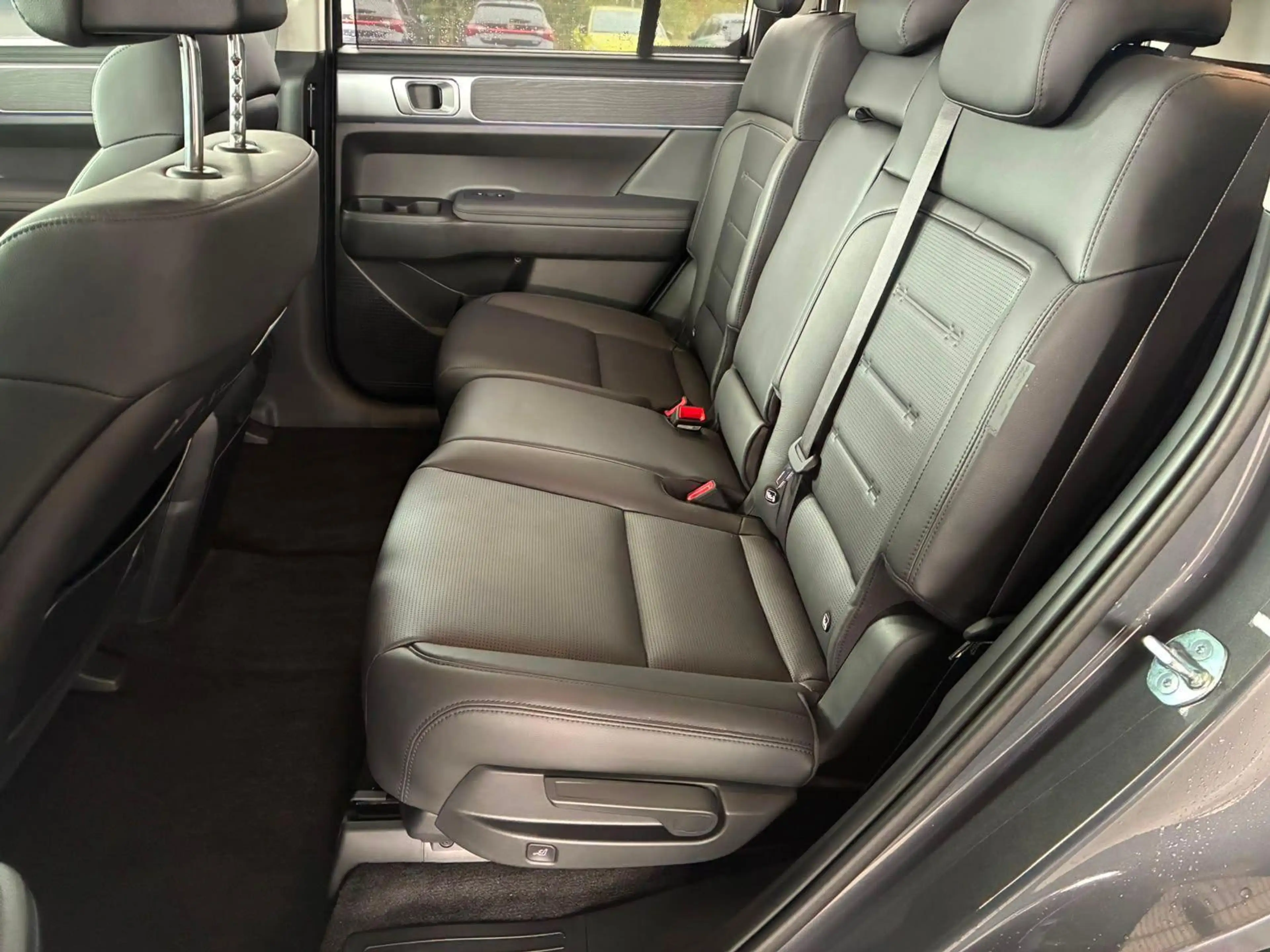 Hyundai SANTA FE HEV Prime 2WD 7-Sitzer / 4x Shz + Sitzbelüftung... — photo 6