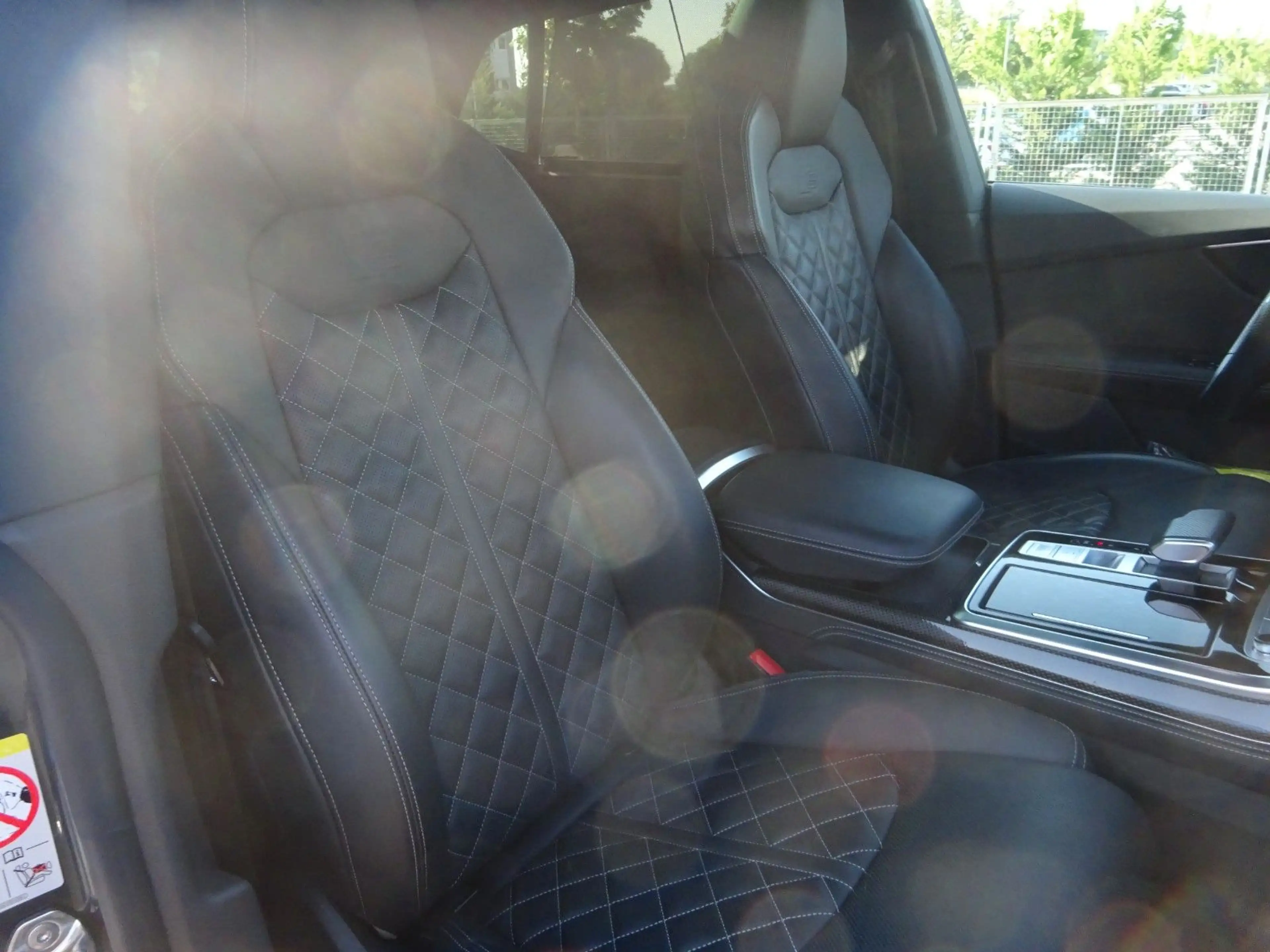 Audi SQ8 507PS V8 quattro Panorama Massage Standhzg — photo 8