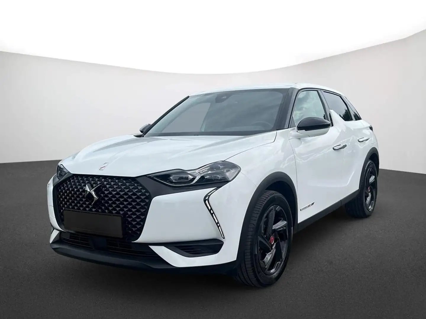 DS Automobiles DS 3 Crossback E-Tense Performance Line + Белый - 1