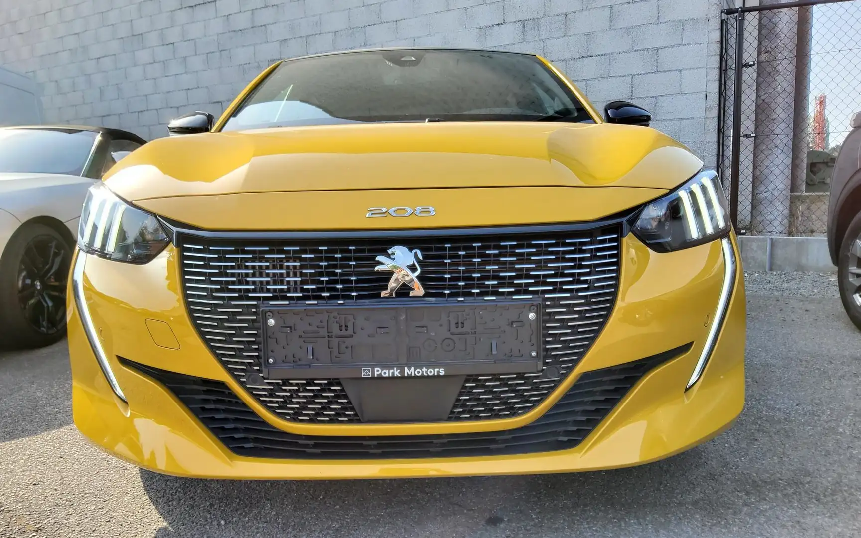 Peugeot 208 208 PureTech 100 GT Pack Or - 2