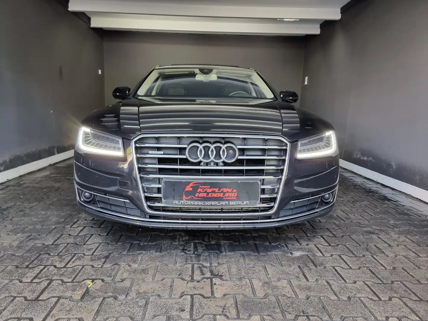 Audi A8 3.0 TDI DPF quattro tiptronic Lang Schwarz - 2