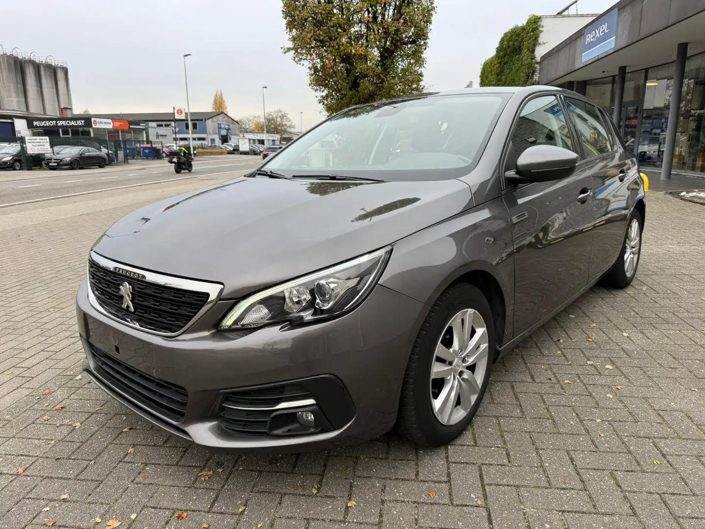 Peugeot 308 308 1.2 PureTech Style (EU6.2) GARANTIE 1 AN/JAAR Grijs - 1