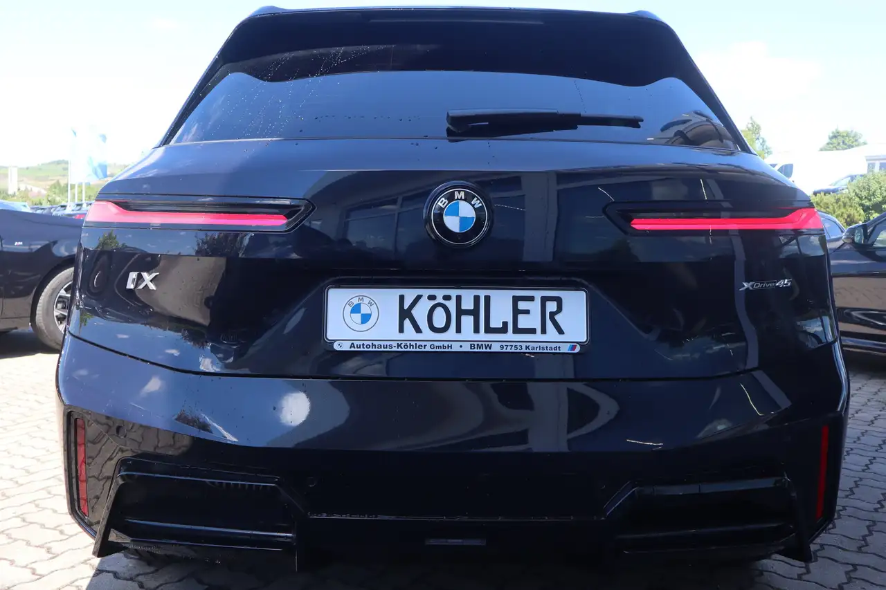 BMW iX 2026
