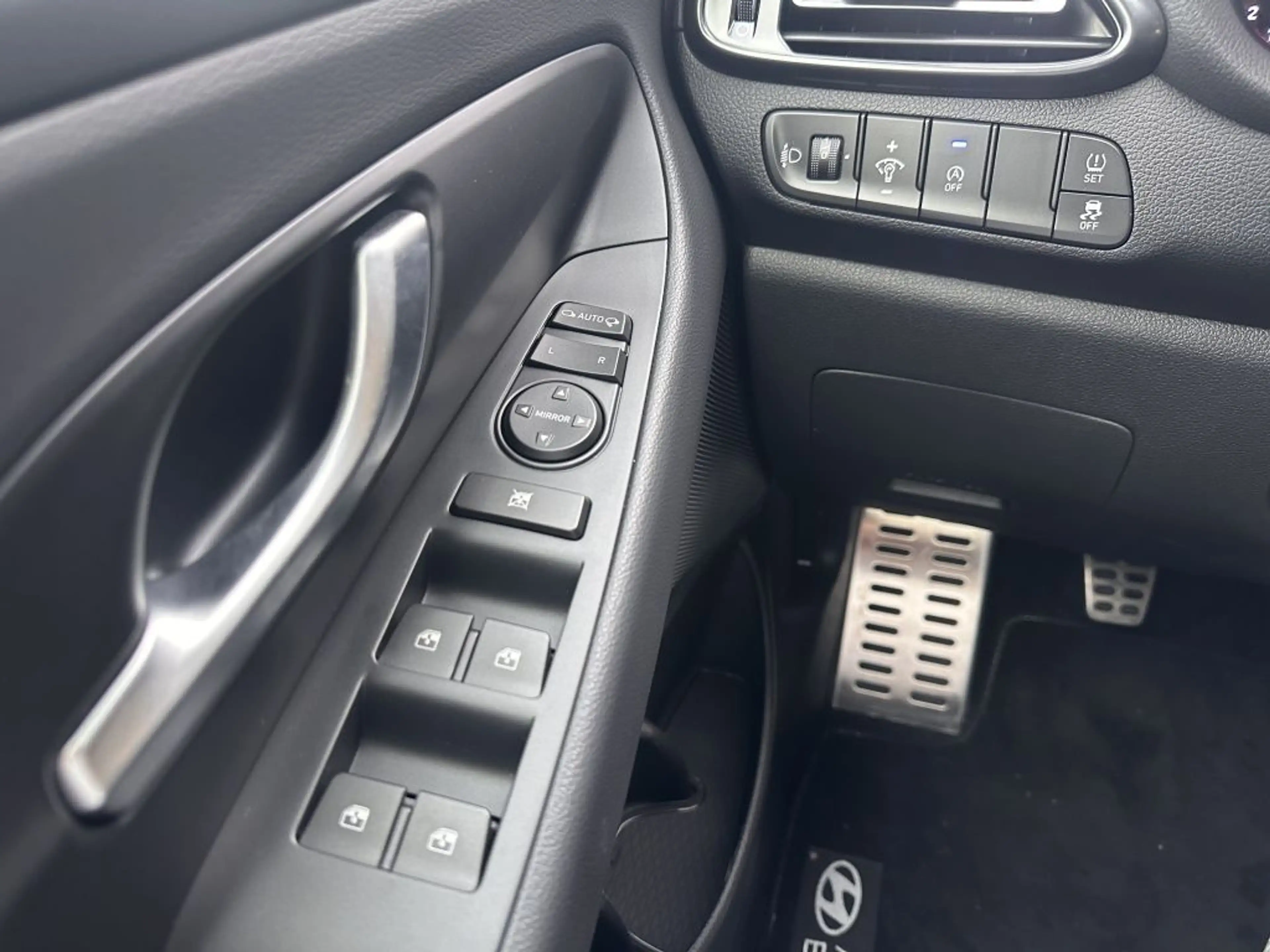 Hyundai i30 1.5 T-GDI Fastback 48V-Hybrid N-Line — photo 13