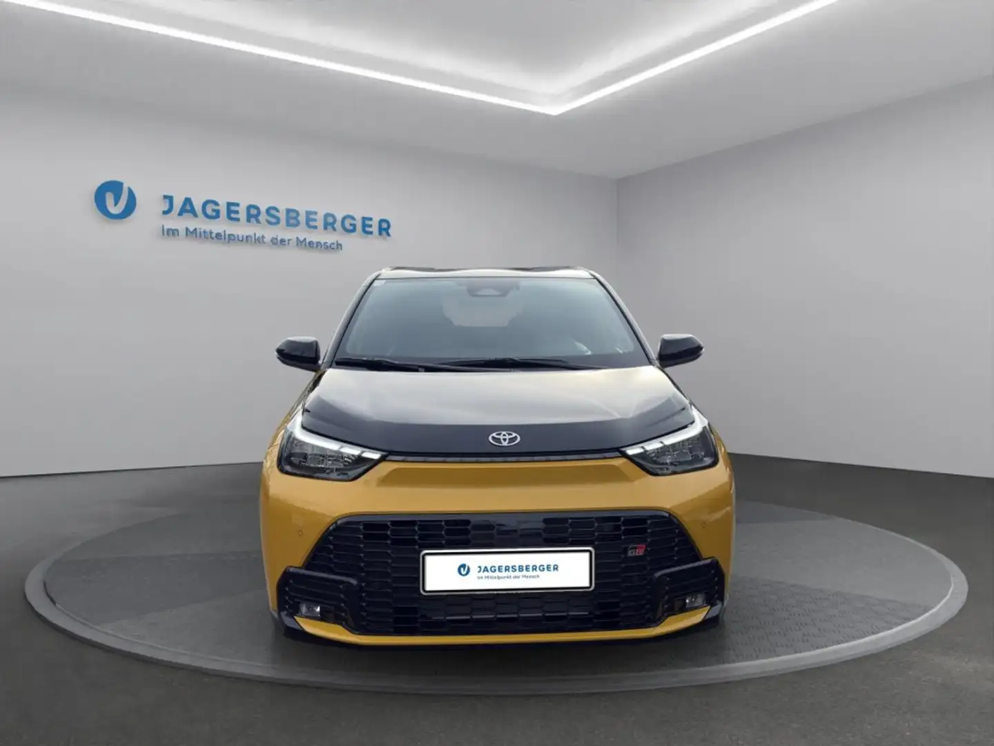 Toyota Aygo X 1,5 Hybrid Gelb - 2