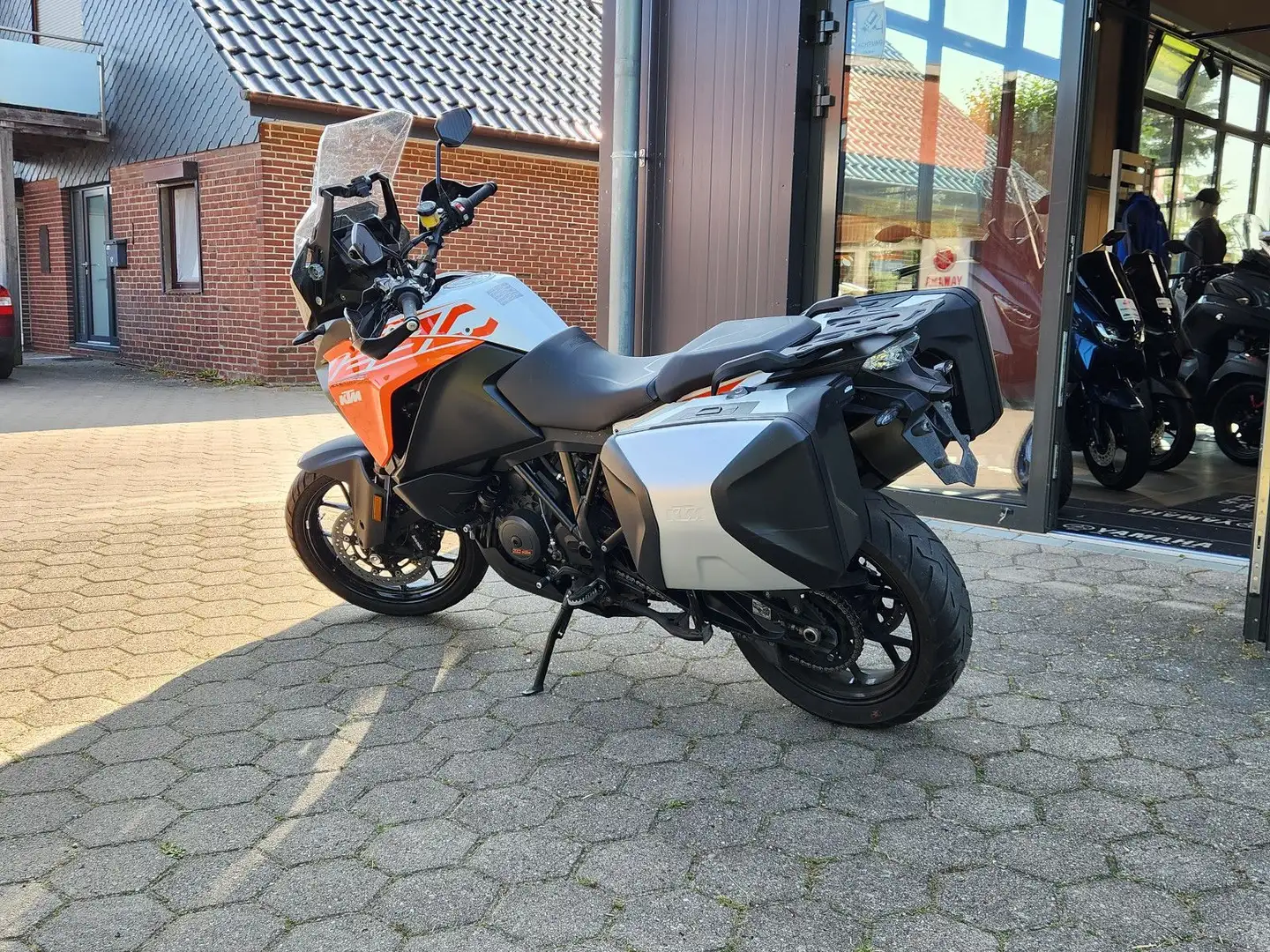 KTM 1290 Super Adventure S - 2