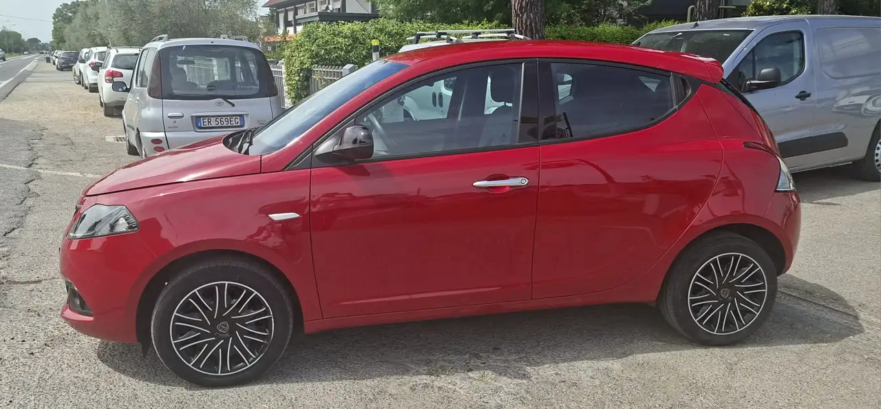 Lancia Ypsilon 2022