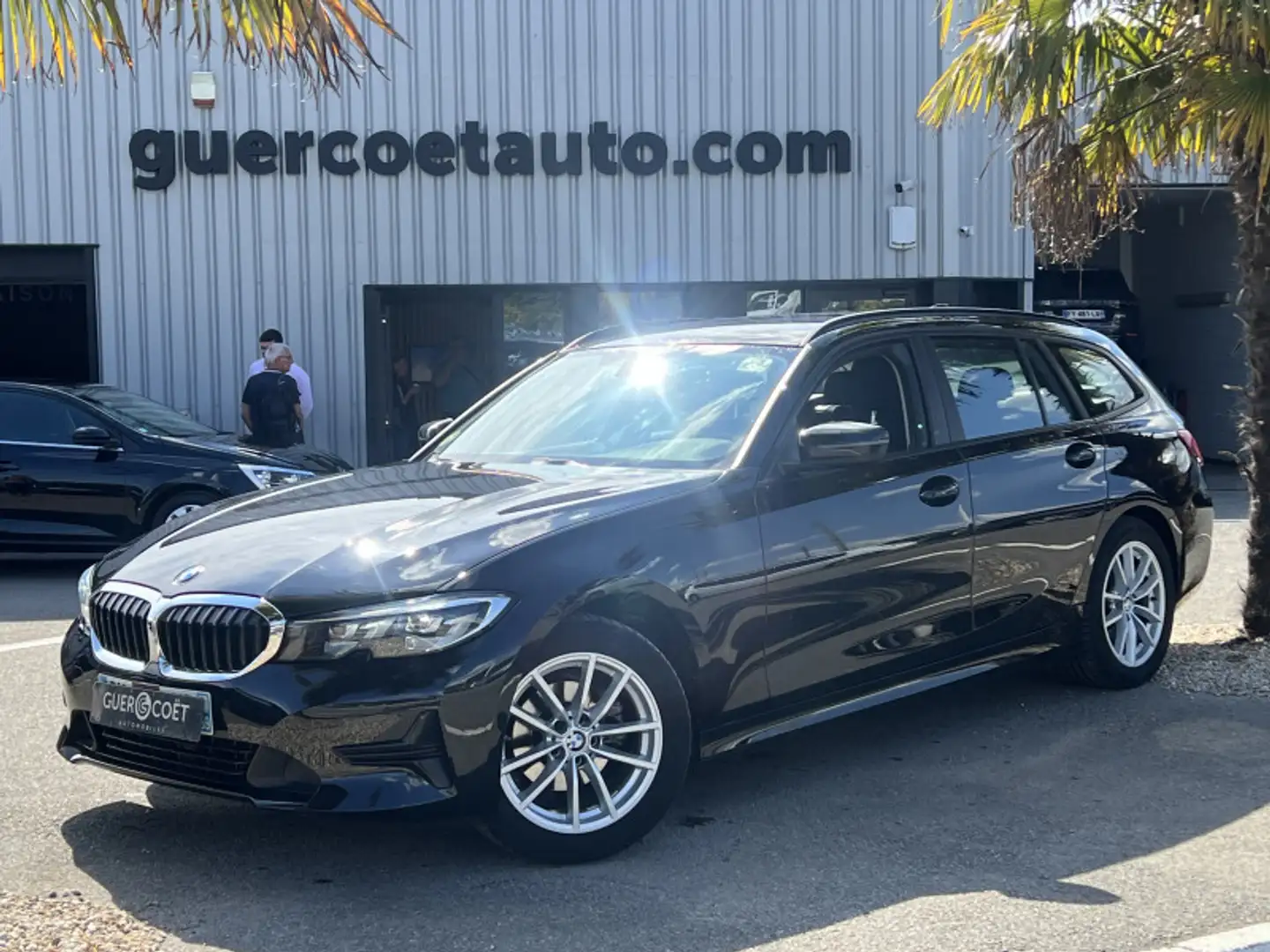 BMW 318 (G21) 318DA MH 150CH LOUNGE Noir - 1