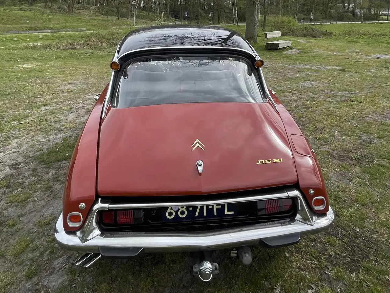 Citroen DS Bijzonder fraaie en originele Nederlandse Citroën DS 21 Berline uit 1968 in zeer goede staat., foto 3