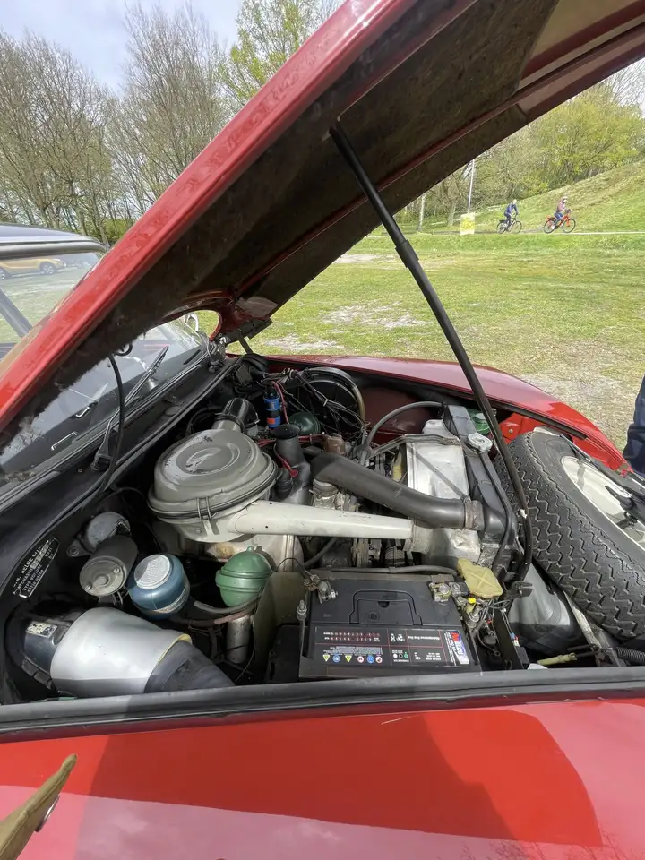 Citroen DS Bijzonder fraaie en originele Nederlandse Citroën DS 21 Berline uit 1968 in zeer goede staat., foto 9