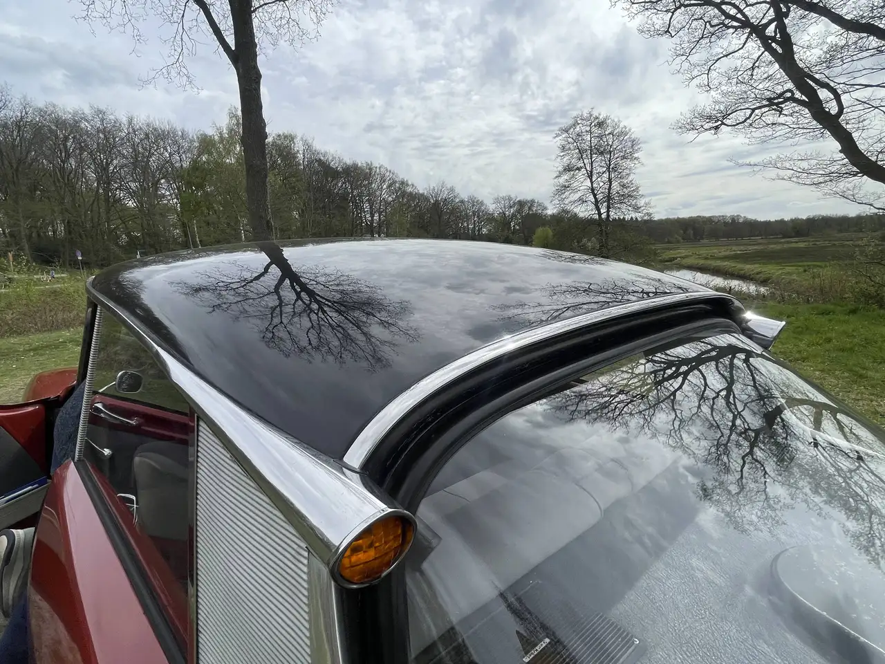 Citroen DS Bijzonder fraaie en originele Nederlandse Citroën DS 21 Berline uit 1968 in zeer goede staat., foto 4