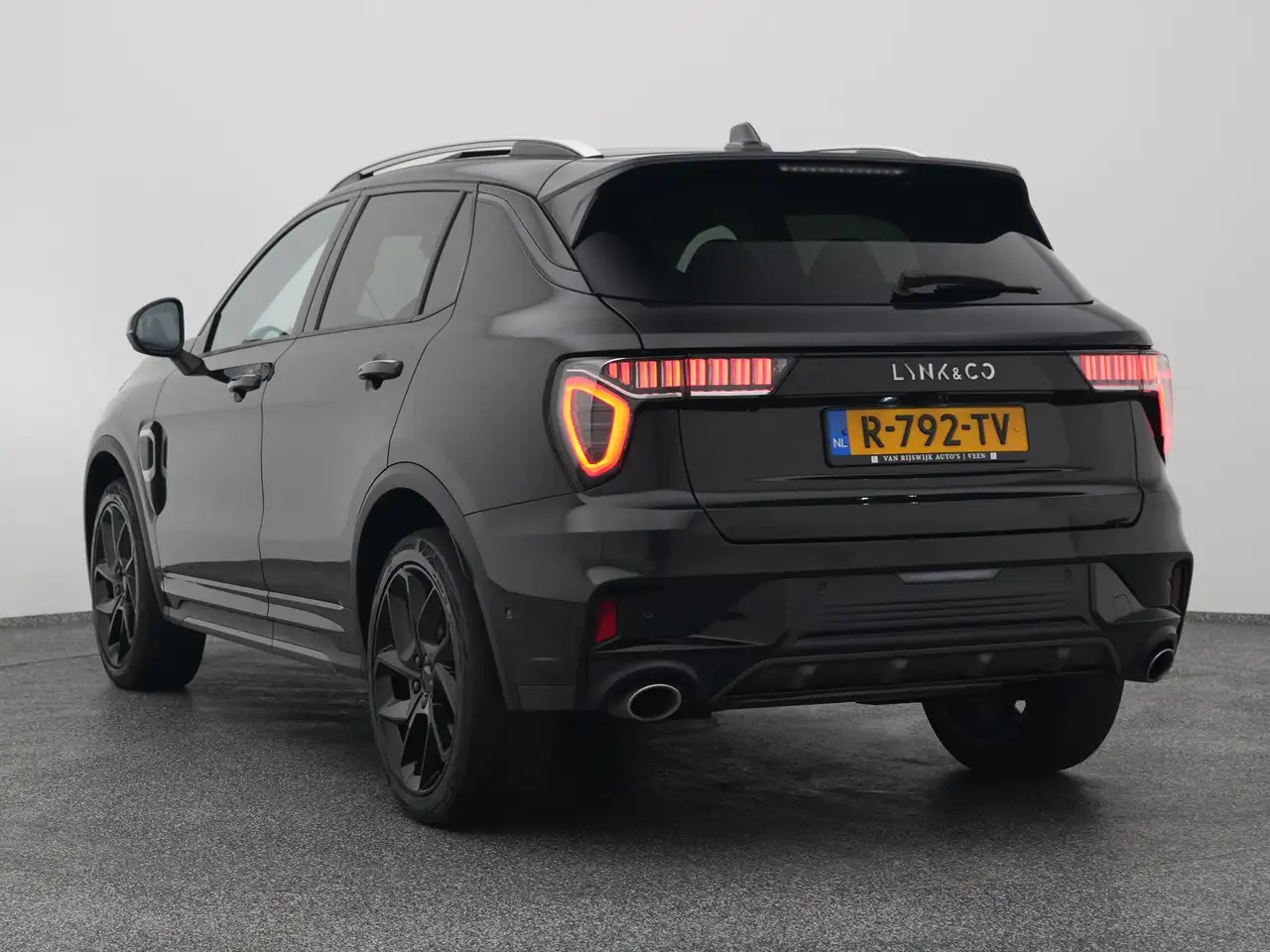 Lynk & Co 01 2023