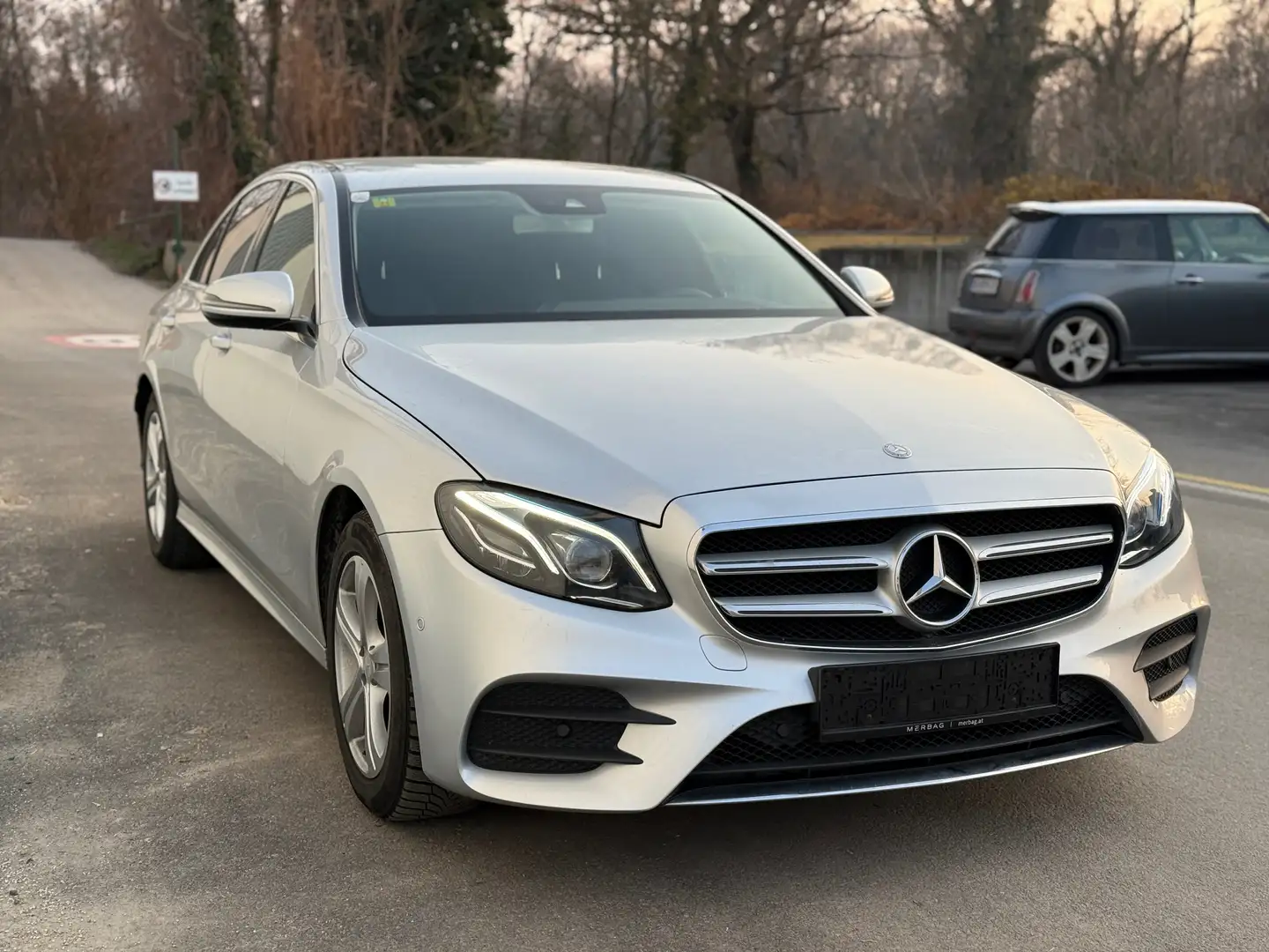 Mercedes-Benz E 220 E 220 d (213.004) Grau - 2